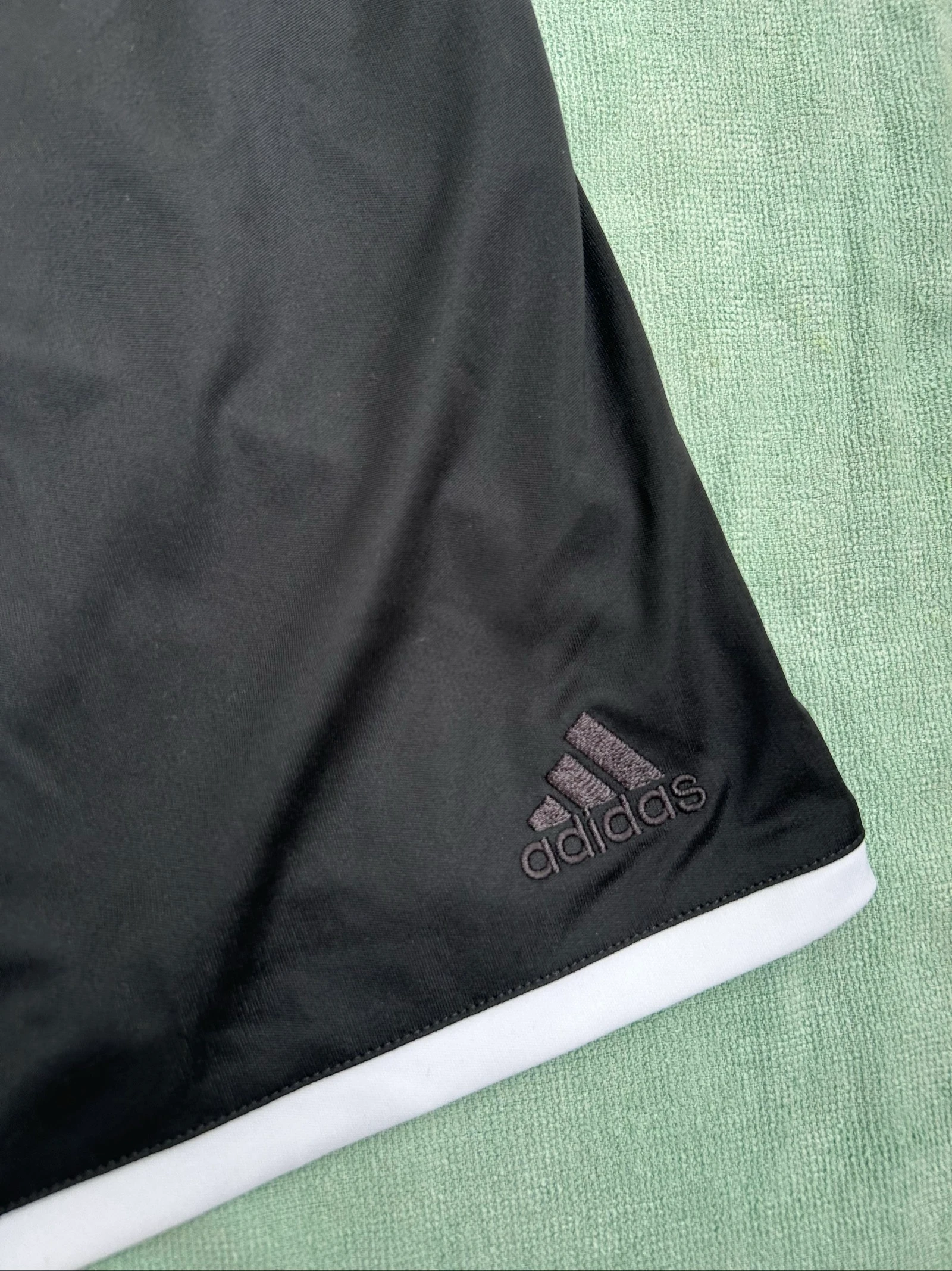 Pantalón corto Adidas – photo 3